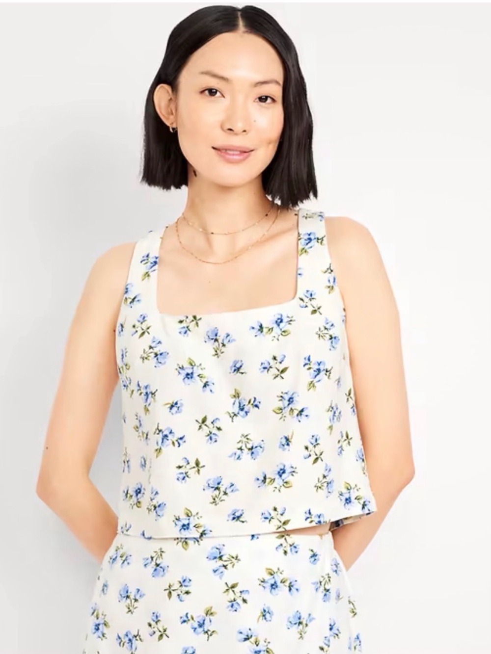 Old Navy White Square-Neck Tank with Blue Floral Print